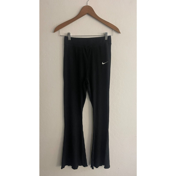 Nike S High Waist Black Pants Ribbed Flare Stretch Knit Pull On Active Yoga - Picture 3 of 8
